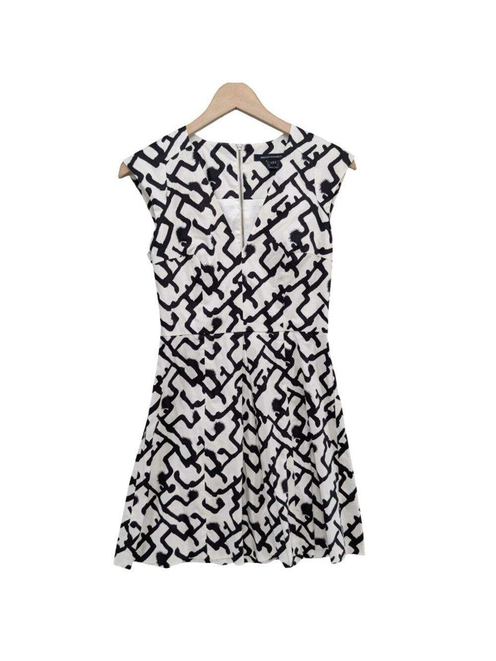 French Connection Downtown Grid Mini Dress Black White Cap Sleeve V Neck Size 4